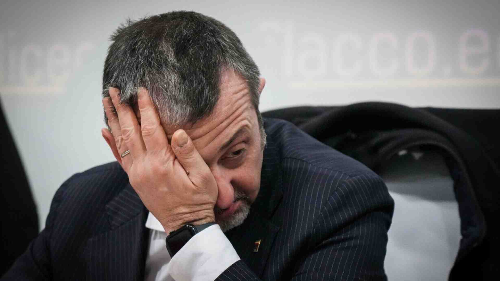 “Si dimetta”. Opposizioni contro Delmastro dopo le sue parole al Foglio