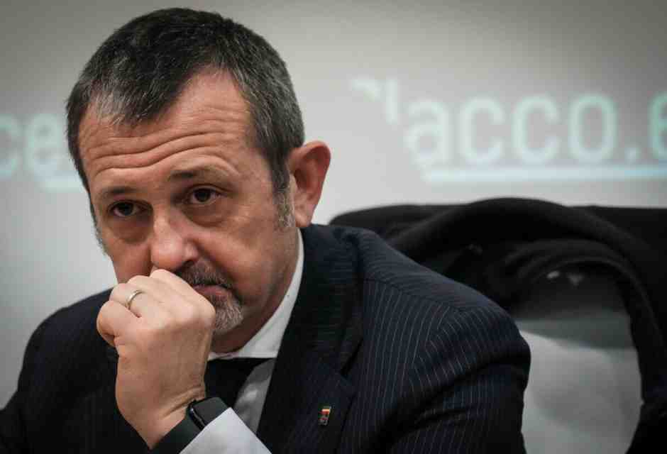 Delmastro boccia la riforma Nordio: “L’unica cosa buona è il sorteggio”