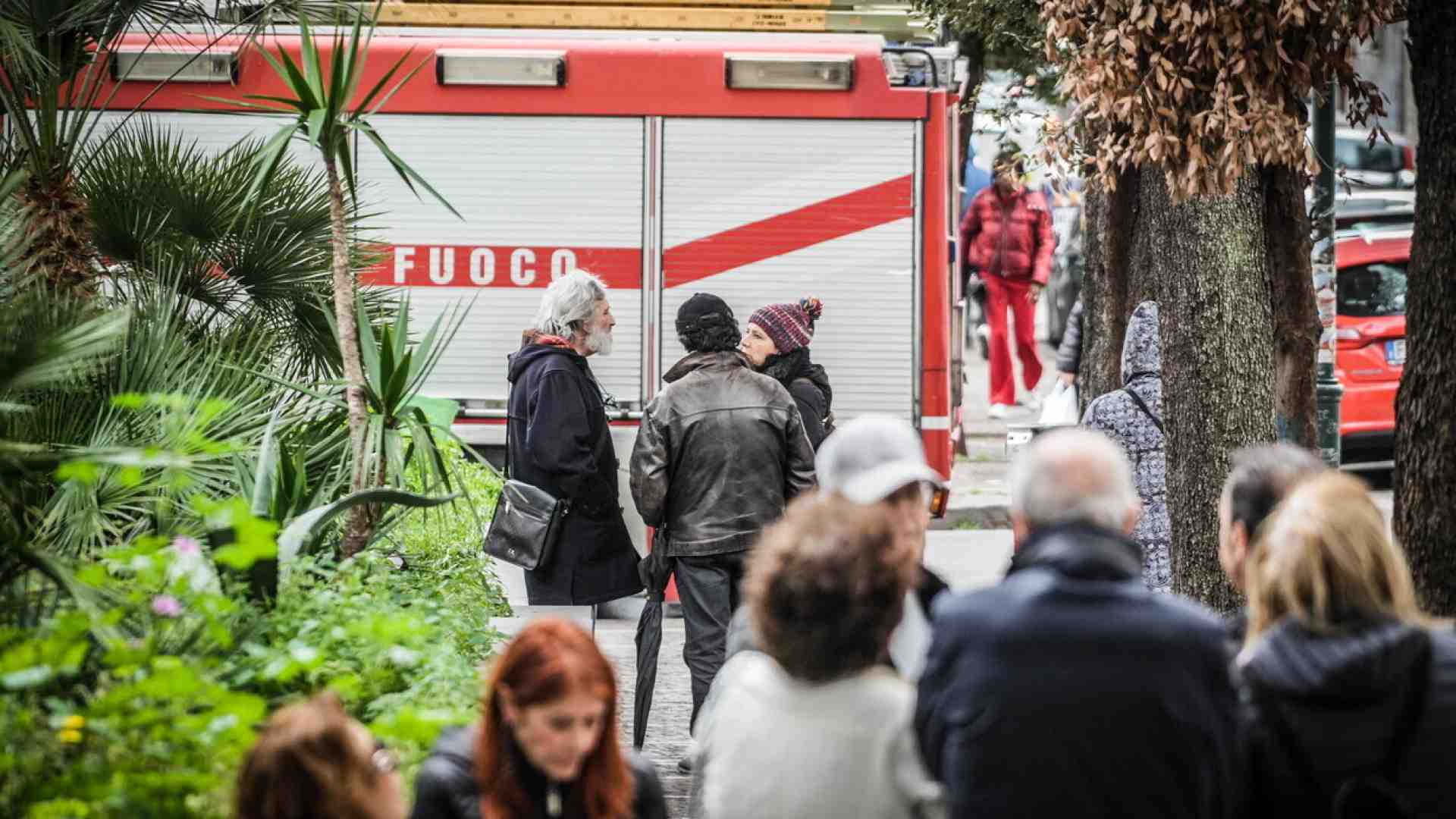 Ci sono tutte le condizioni per sentirsi solidali col prossimo, in una stessa piazza