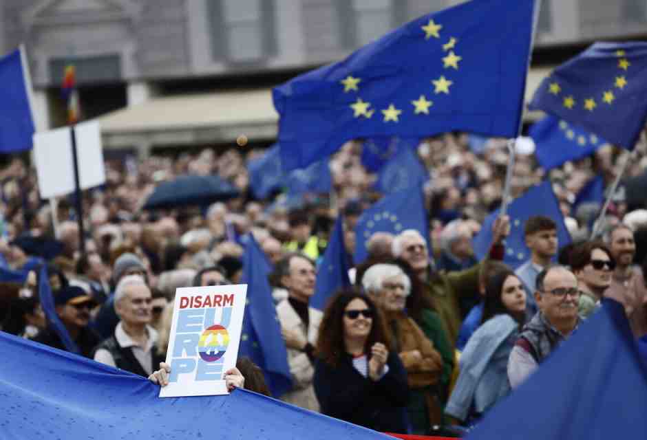 Indovina chi viene in piazza per l’Europa