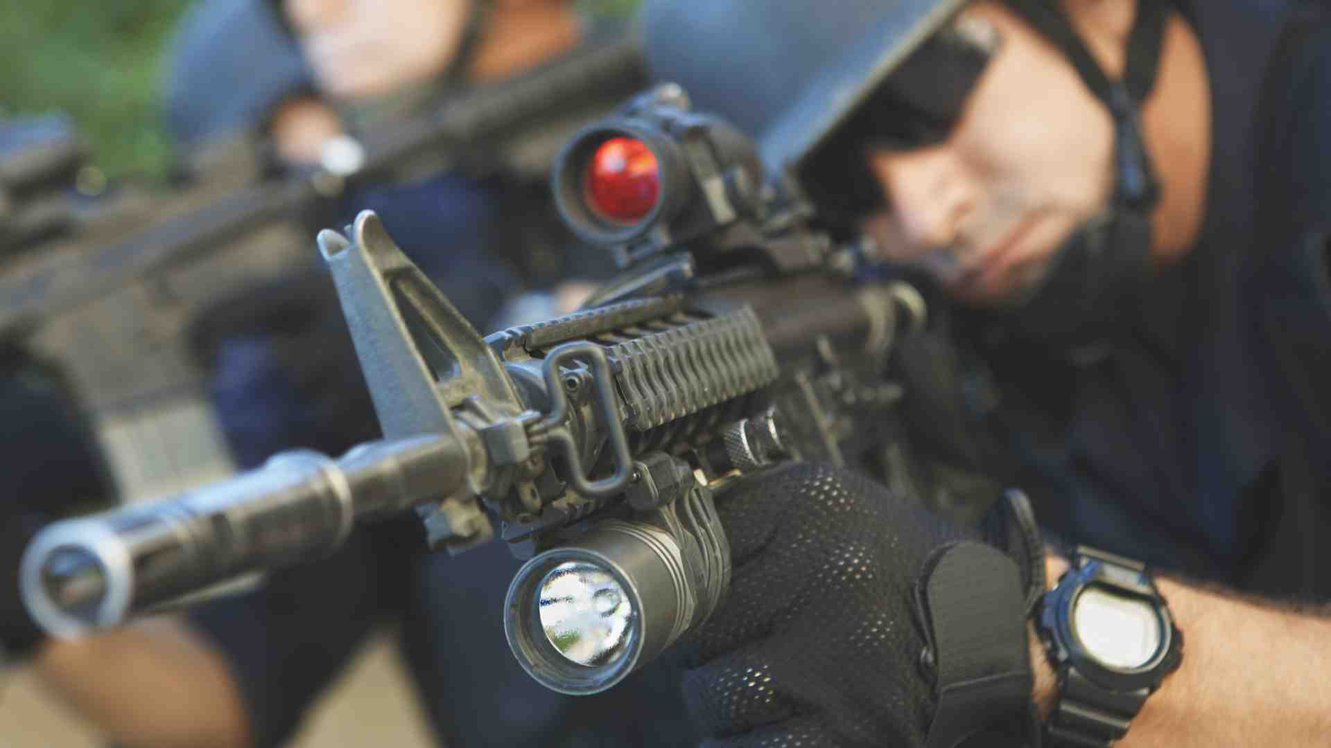 La parola ancora alle armi?