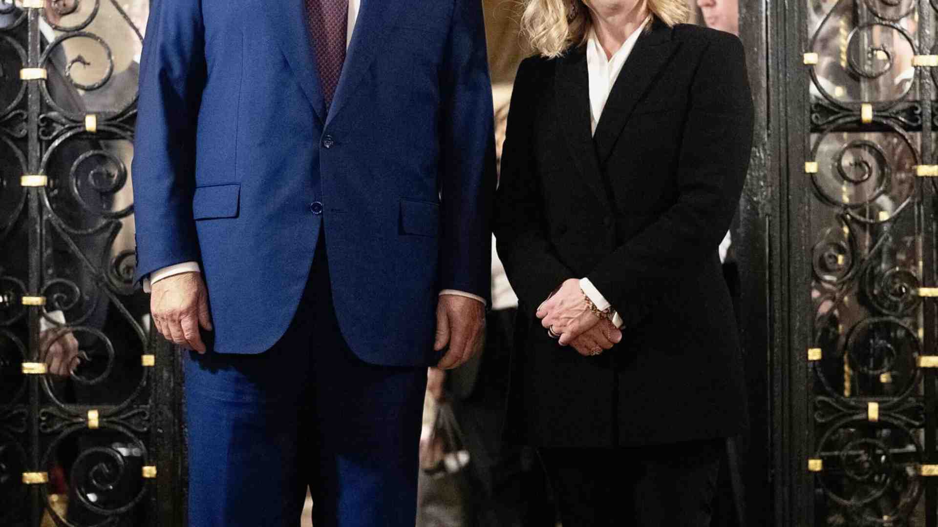 Tutti pazzi per Trump: tra amici-mediatori che si propongono, il risiko degli ambasciatori e il viaggio di Meloni