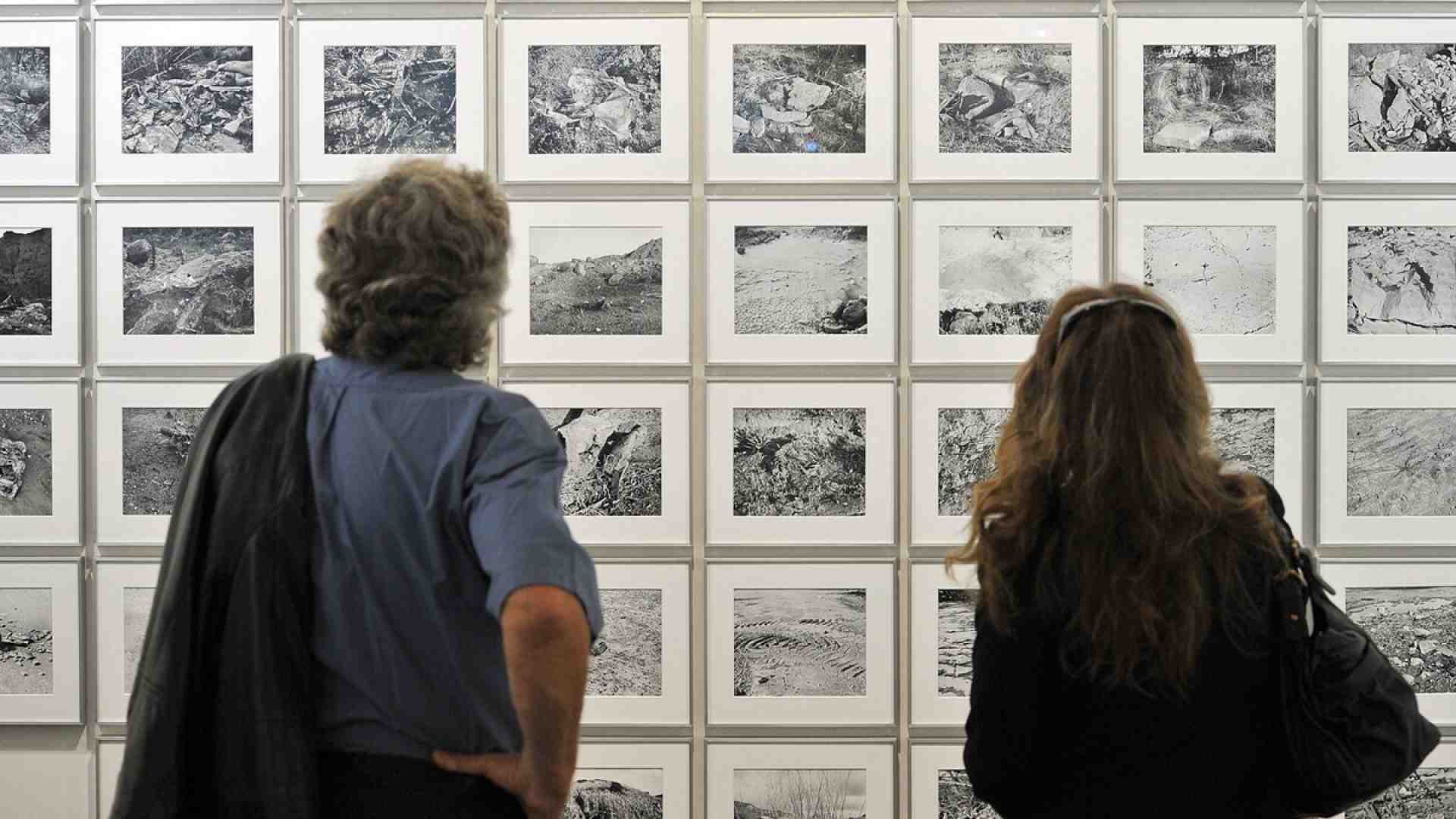 Oltre trenta indagini fotografiche dal 1990 al 2022 in mostra a Reggio Emilia