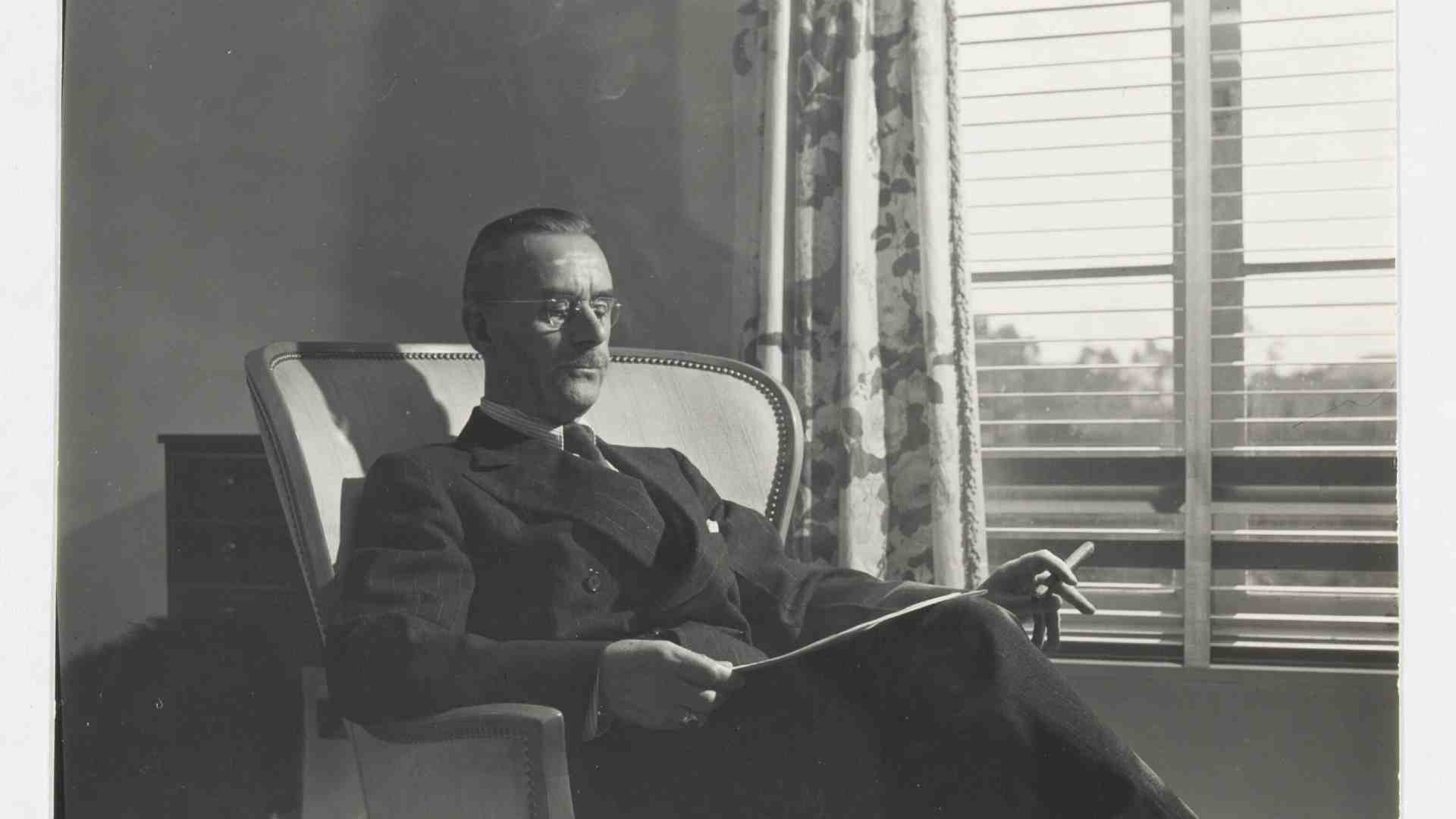 Lo sguardo dell’eletto, dello straniero, dell’esiliato. Nuova biografia di Thomas Mann