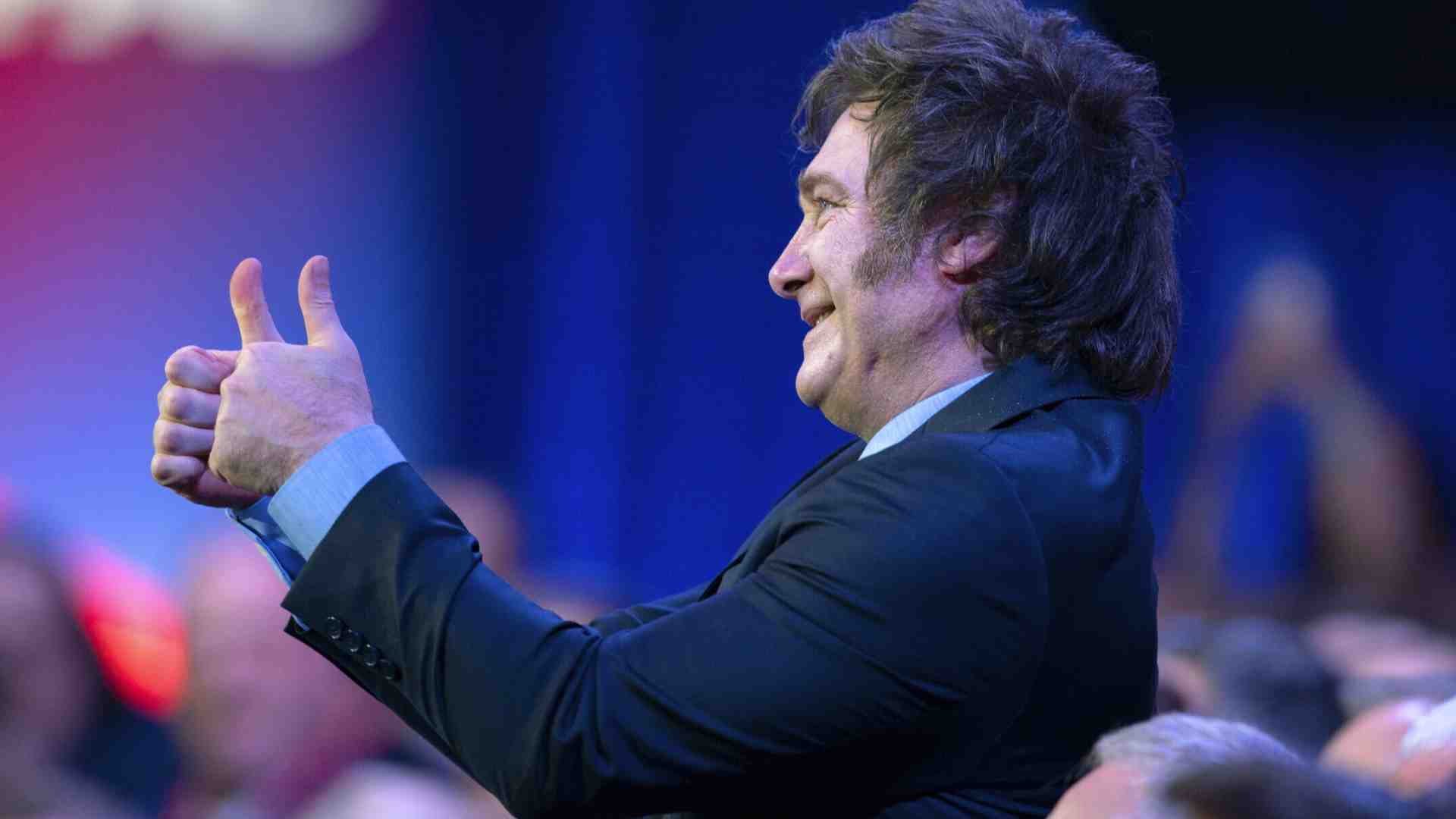 Prosegue la cura Milei