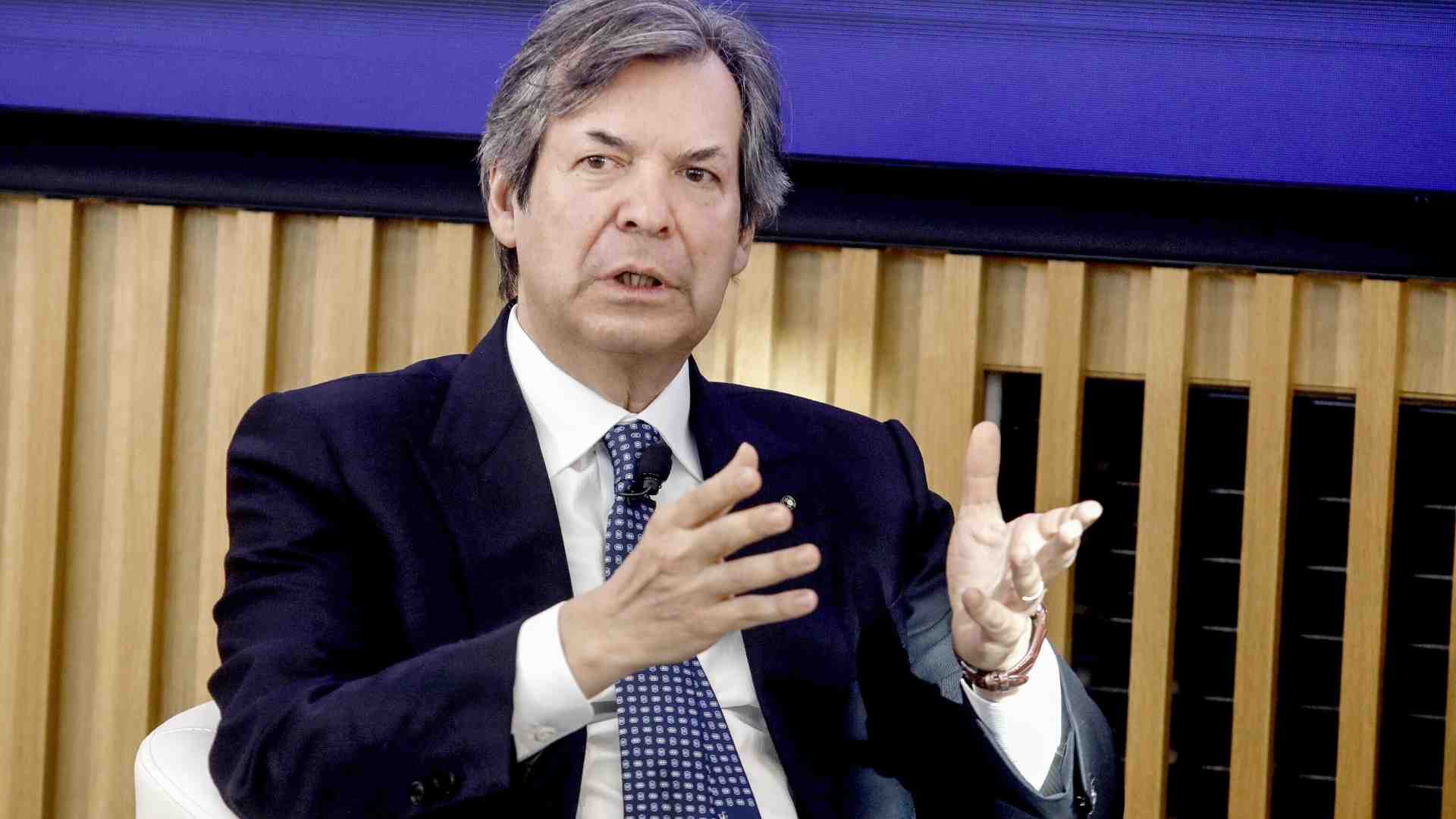 La posizione di Intesa su Assogestioni è lo specchio delle difficoltà di Nagel