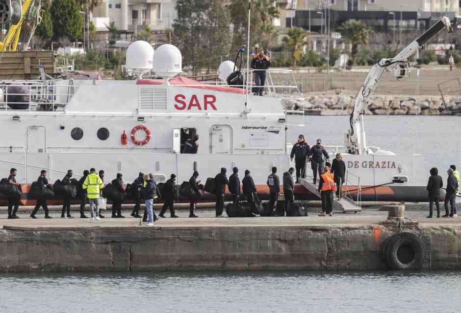 Tra respingimenti "illegittimi" e cpr. Il governo prepara il nuovo decreto Albania