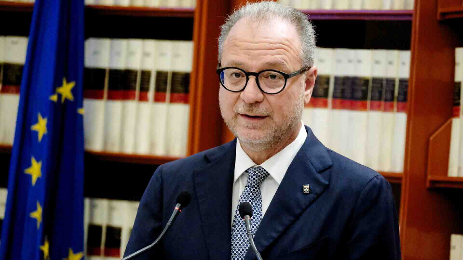 Forza Italia boccia la Lega. Mulè: "La strategia leghista sui dazi è nanismo nazionale"