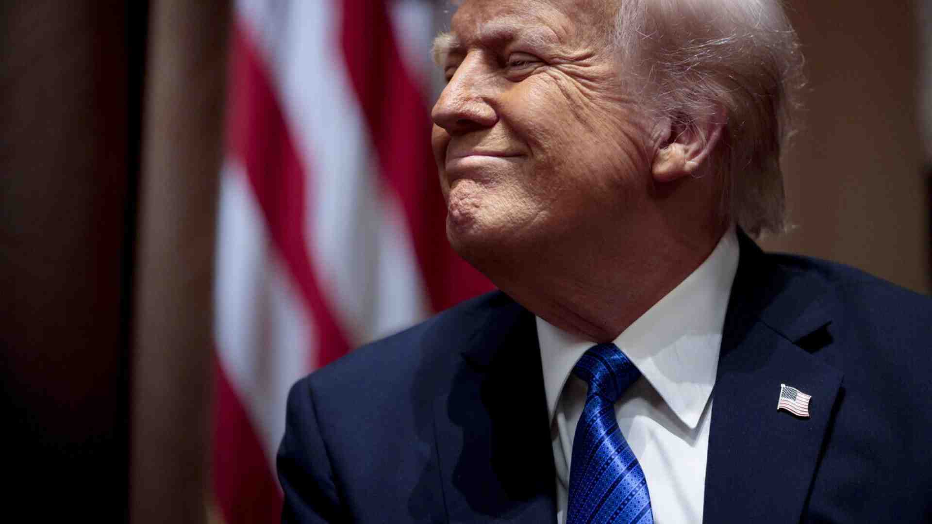 Il "pizzo" di Trump e tutte le intimidazioni a Kyiv