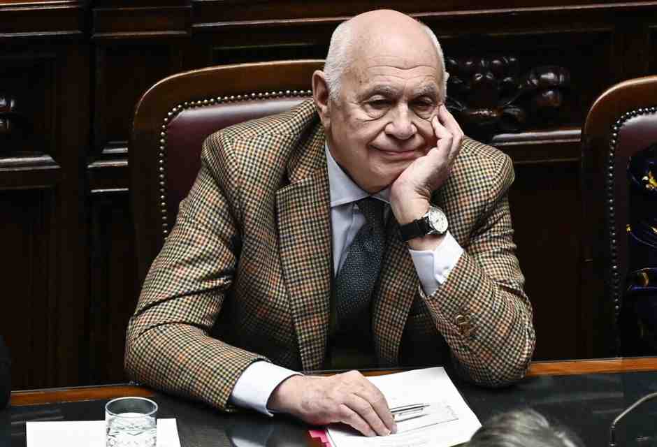 Sul caso Almasri Nordio incassa la fiducia. Calenda: “Il voto rafforza il governo”