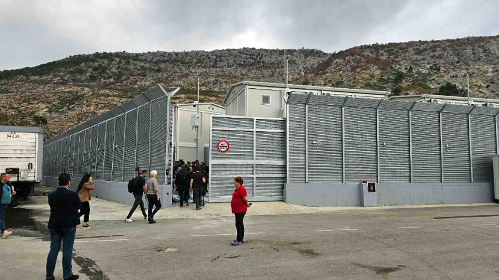 Dai centri in Albania alla stretta sulla cittadinanza: le novità approvate dal Cdm