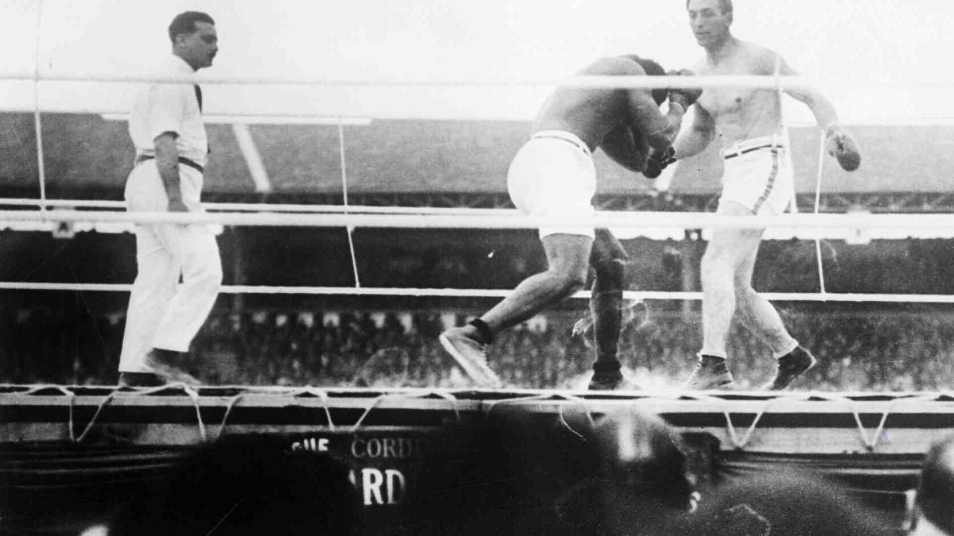 L'addio a George Foreman e quegli altri 15 minuti