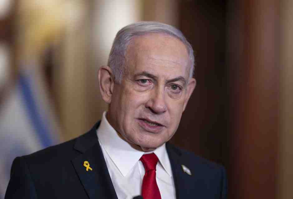 La sinistra non c’è, ci dice Anshel Pfeffer, ma gli israeliani si stanno chiedendo chi sono