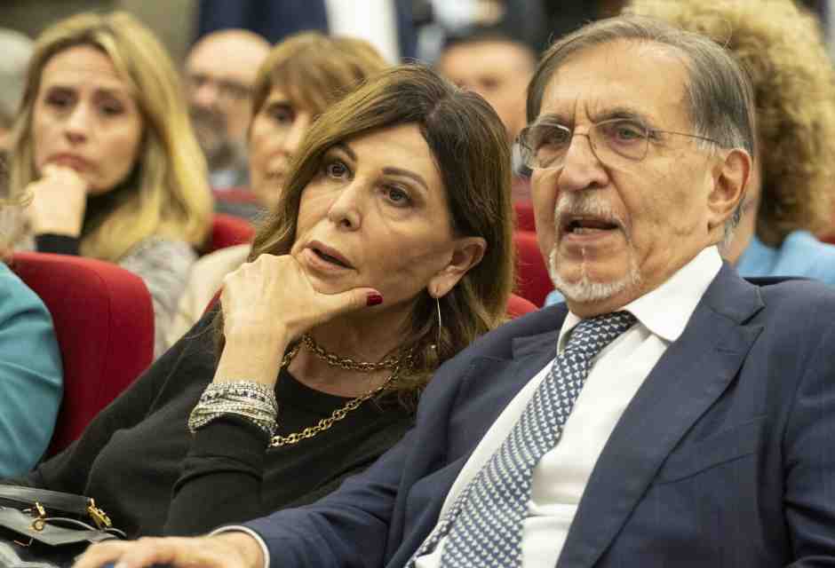 Meloni, il caso Santanchè e il motto di Almirante