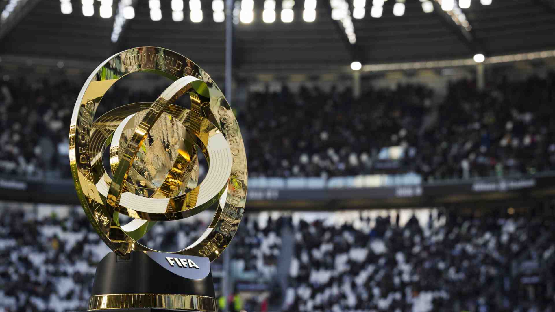 Il gigantismo sta rischiando di distruggere il calcio