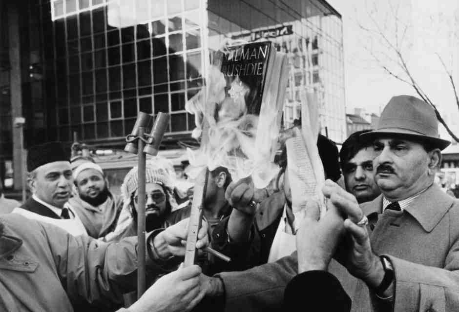 Quanto spende Teheran per avere la testa degli occidentali critici del regime e degli islamisti