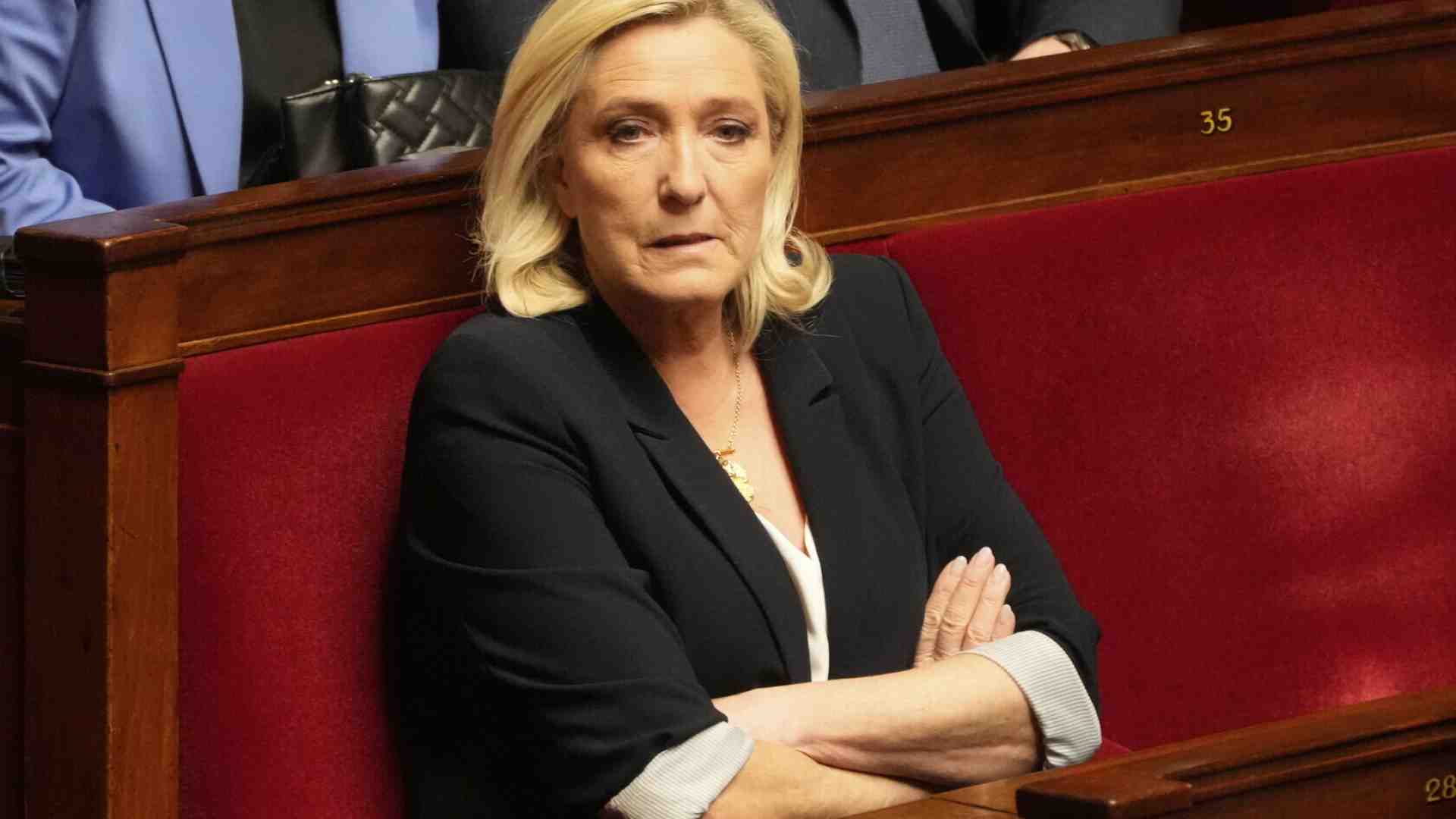 Giornali italiani pieni di pesci d'aprile che in realtà non lo sono