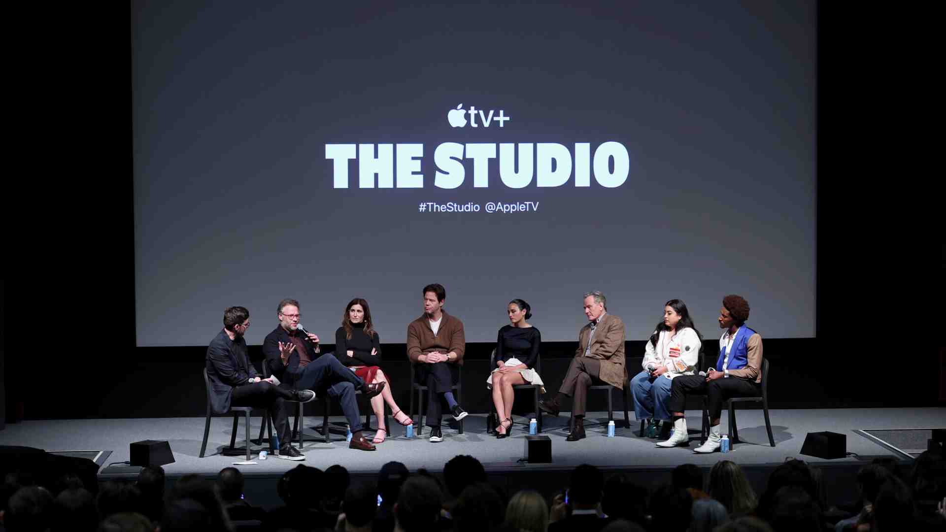 “The Studio” racconta il dietro le quinte di Hollywood, in bilico tra arte e profitto