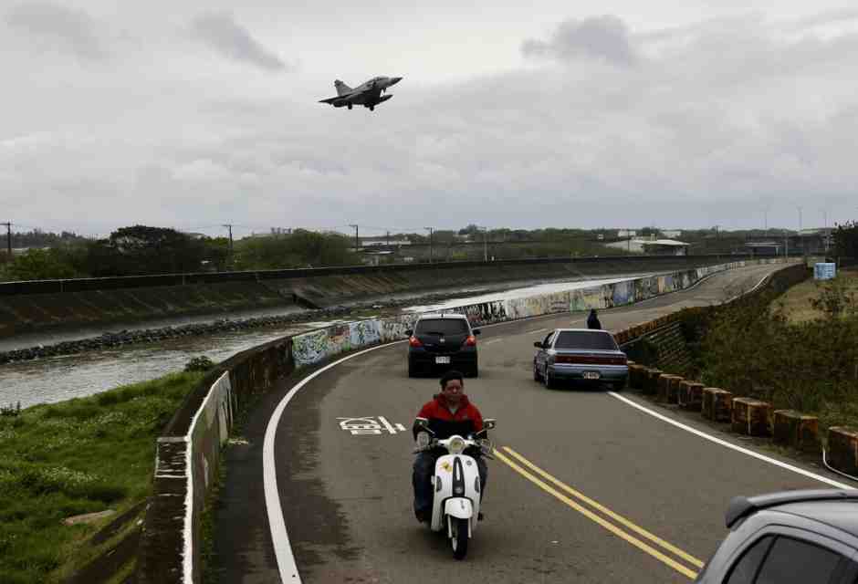 Quel che manca all’esercito di Taiwan per difendersi dalla Cina