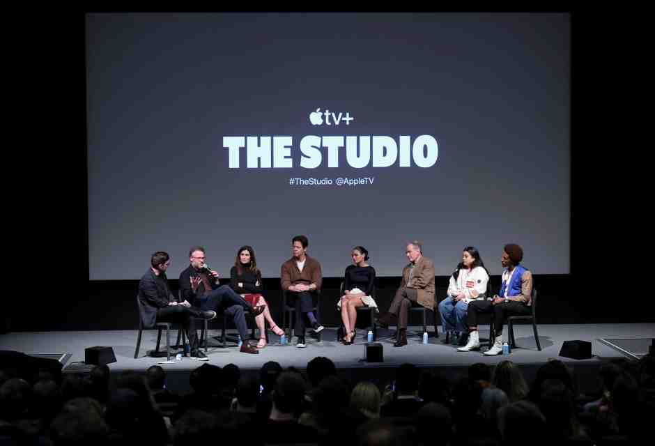 “The Studio” racconta il dietro le quinte di Hollywood, in bilico tra arte e profitto