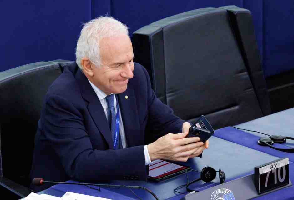 Tarquinio: “Il campo largo riparta dall’asse della pace. Calenda distrugge”