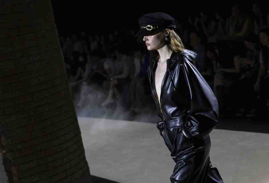 Dovunque si vada meglio non andarci da soli, anche in affari