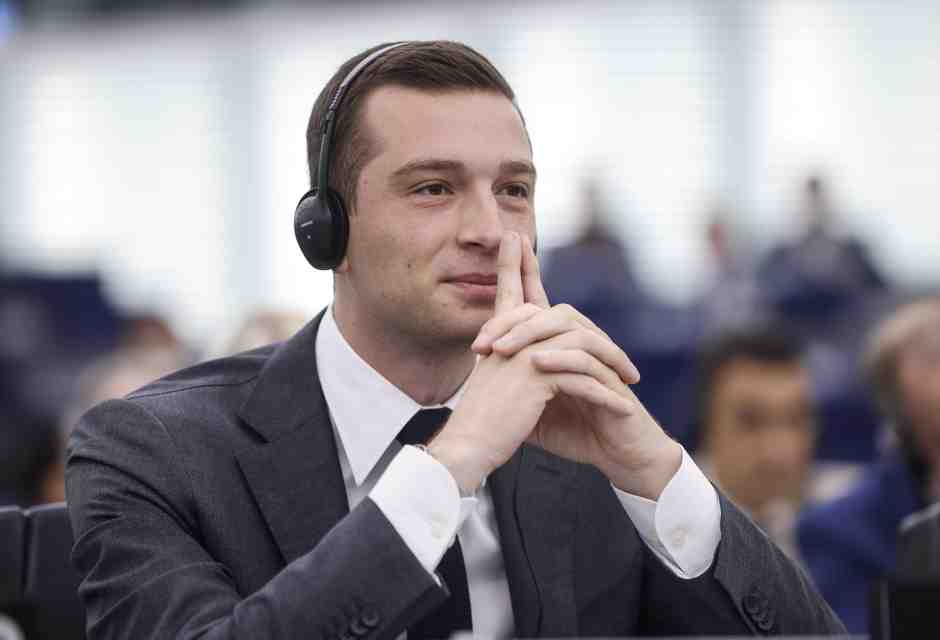 I lepenisti freddini con Trump