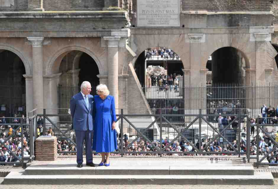 Non solo Carlo e Camilla. Italia e reali, una fascinazione corrisposta