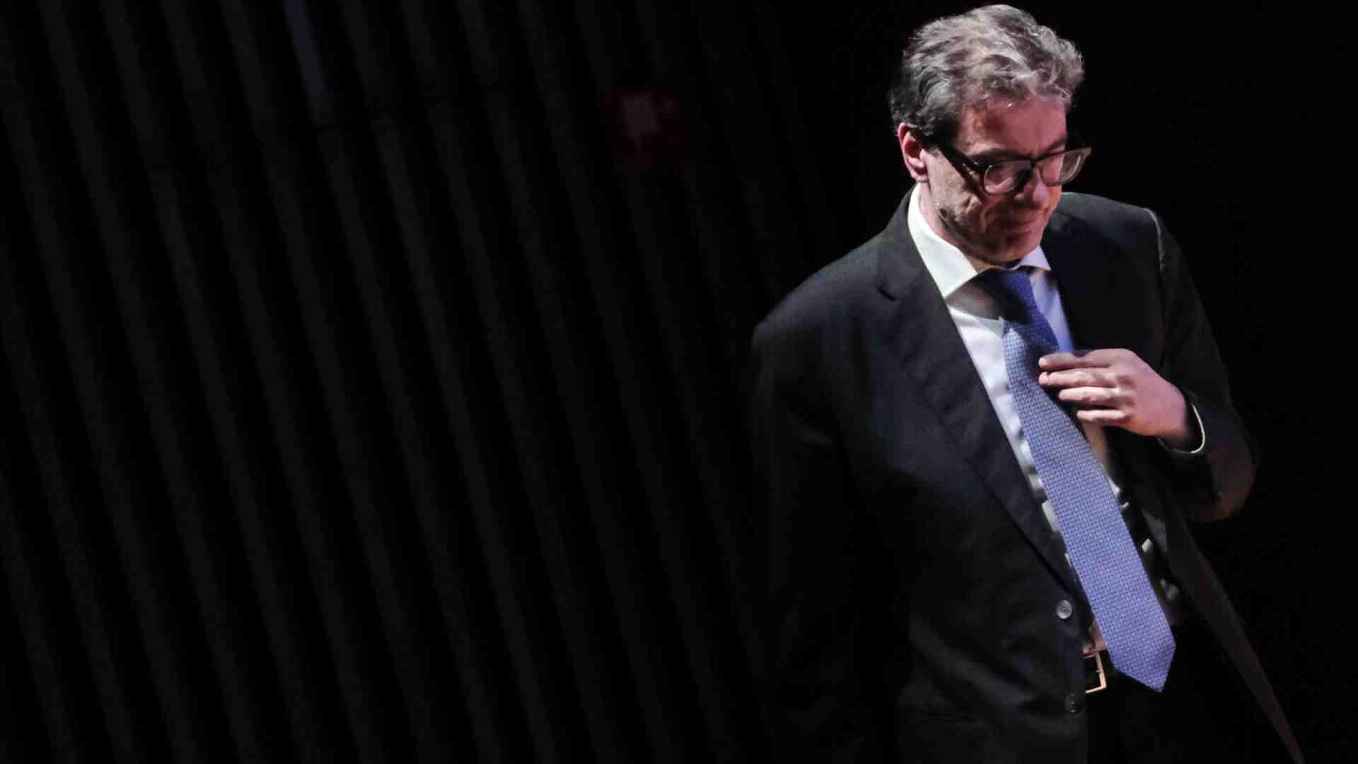 Giorgetti il sovranista. I francesi di Stm bocciano il suo candidato Marcello Sala. Il ministro: "Inacettabile, lo ripresentiamo"