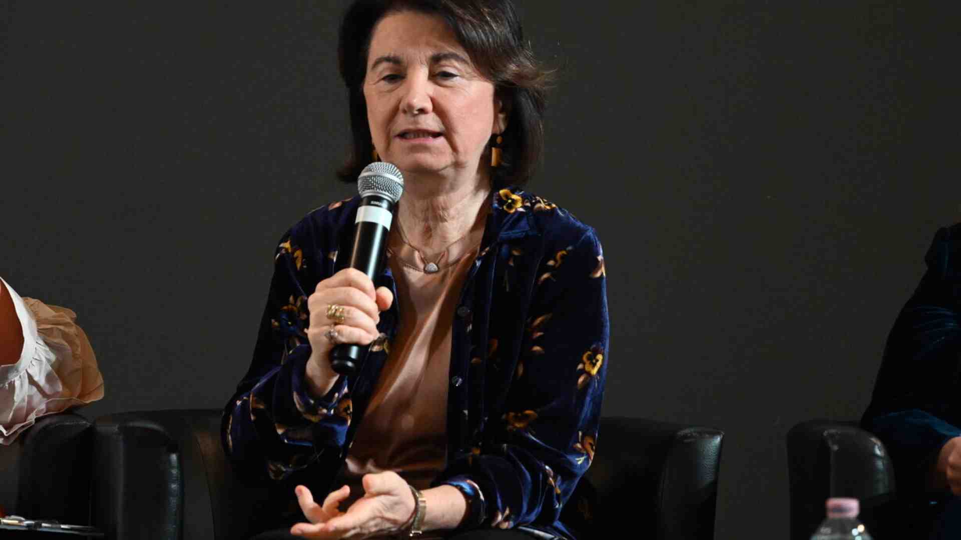 Sulla denatalità serve una nuova visione culturale e un accompagnamento alle famiglie. Parla Roccella