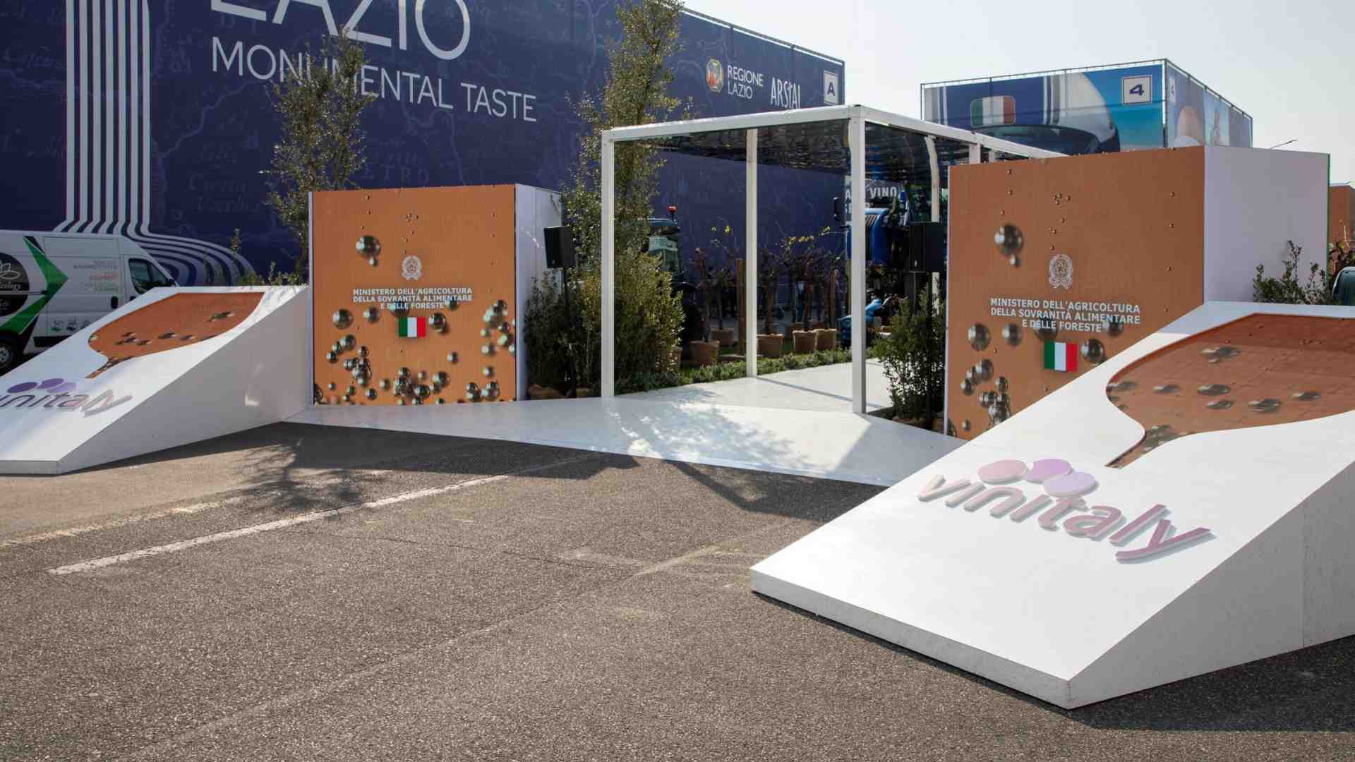 Al Vinitaly si sono affacciati i vini laziali, in crescita per produzione e fatturato (ma pure per qualità)