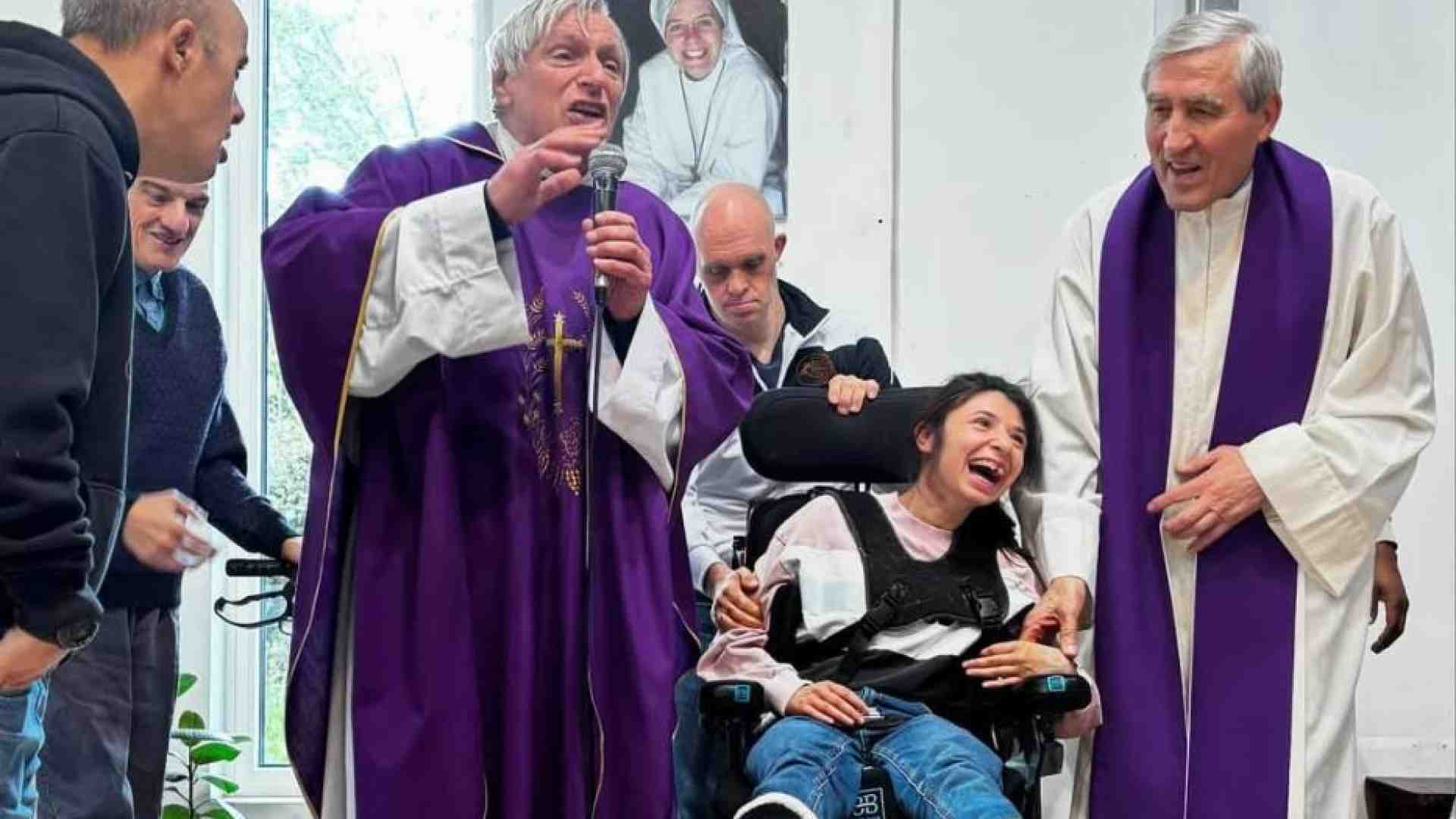 «Voi siete come un tabernacolo»: la Messa di don Ciotti con i disabili