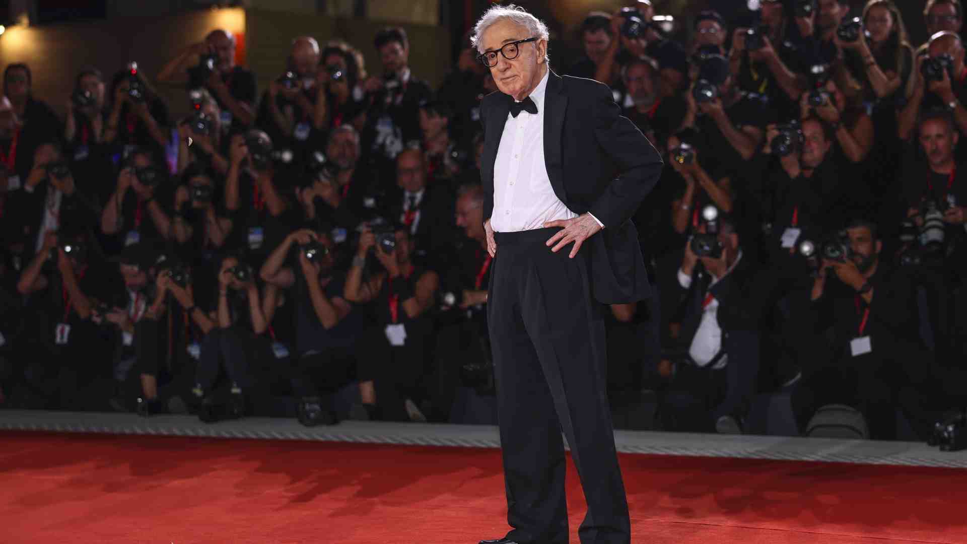 Allen racconta l’ennesimo alter ego nevrotico, e ci viene in mente Roth