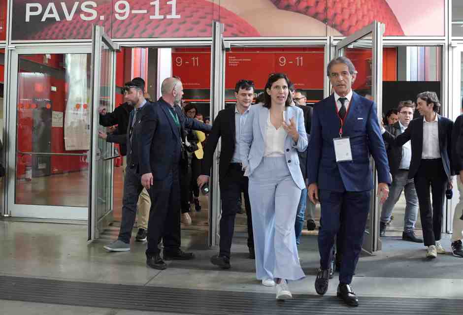 I sinistrutti di Schlein, in Ue solo 7 su 21 sono rimasti fedeli alla linea. Gori e Picierno corteggiati dal Ppe