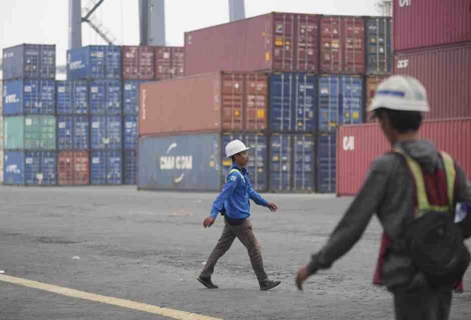 La Cina ha mostrato le sue carte contro Trump, fra quasi-embarghi e titoli di stato