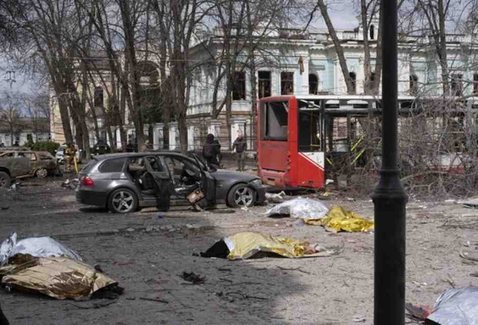 Fuori Zelensky e Kyiv senza difese. Gli obiettivi delle bombe di Putin