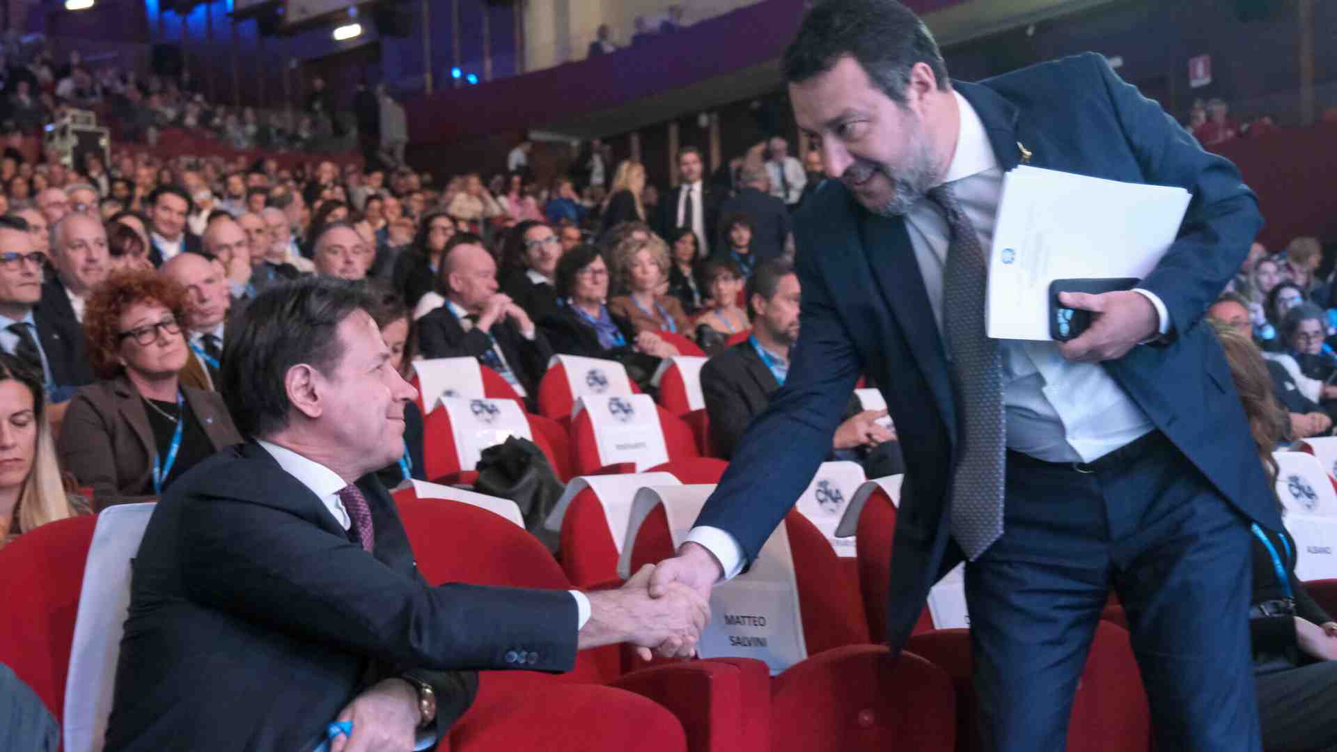 Non lamentatevi del silenzio di Conte e Salvini, godetevelo