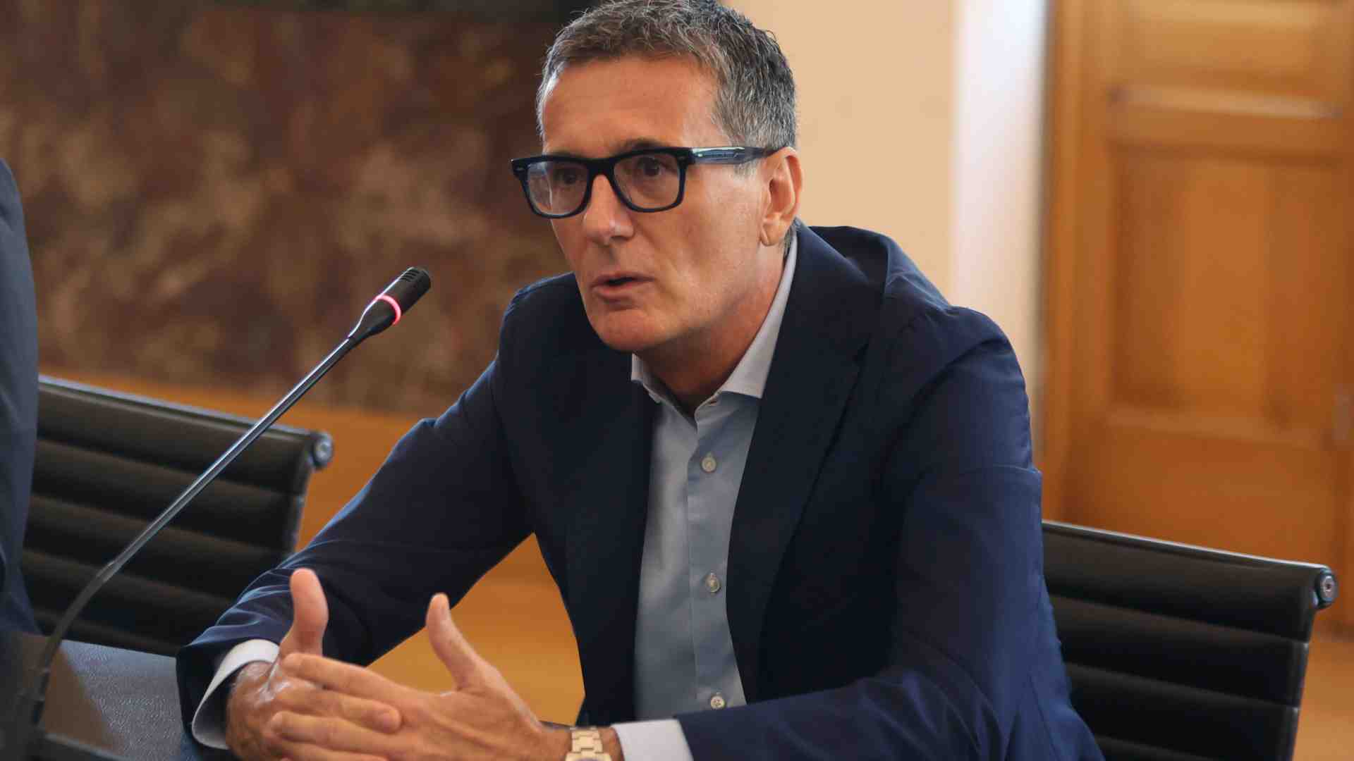 Possible innovations and challenges for Italy. A conversation with Francesco Milleri, Ceo of EssilorLuxottica
