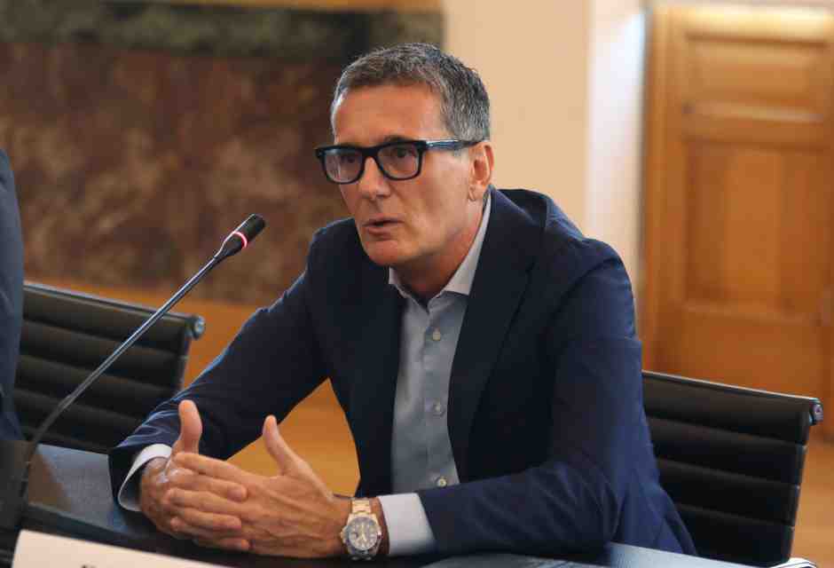 Possible innovations and challenges for Italy. A conversation with Francesco Milleri, Ceo of EssilorLuxottica