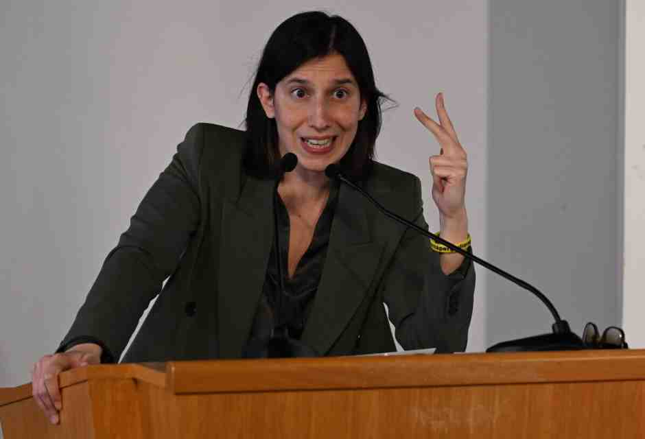 La Campania di Schlein e i voti di De Luca