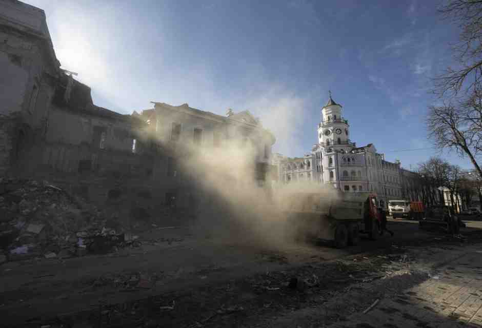 L’immorale equivoco ideologico del Cretino Collettivo che compara la strage di Sumy e Gaza