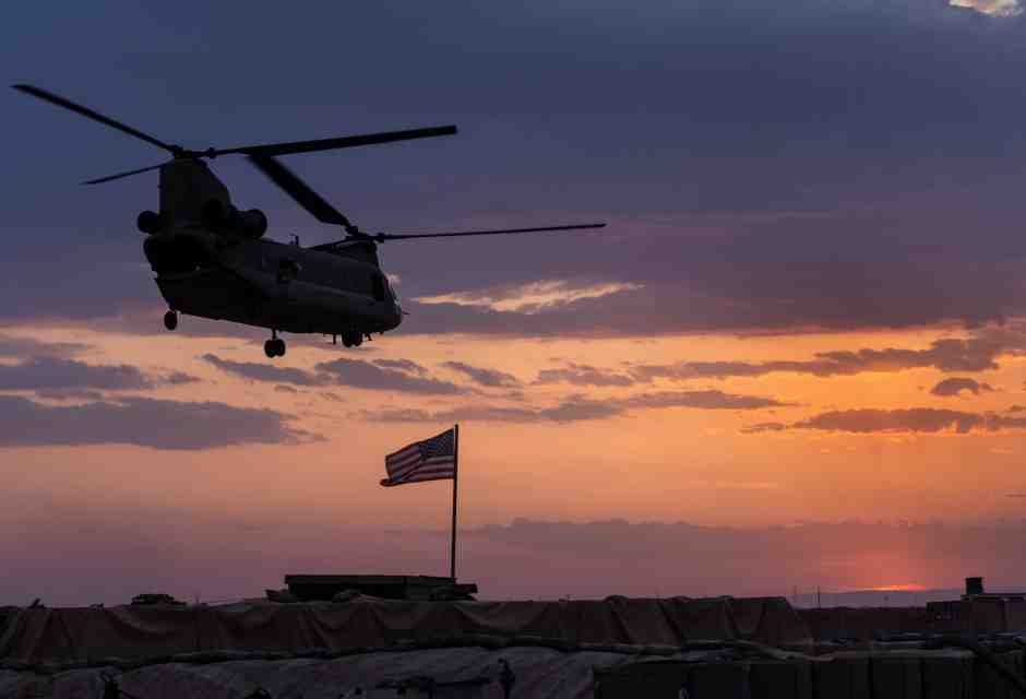 Trump fa un regalo a Erdogan e taglia i militari in Siria