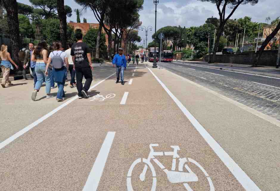 Una ciclabile al giorno. Le ex Cenerentole della mobilità si prendono la scena romana
