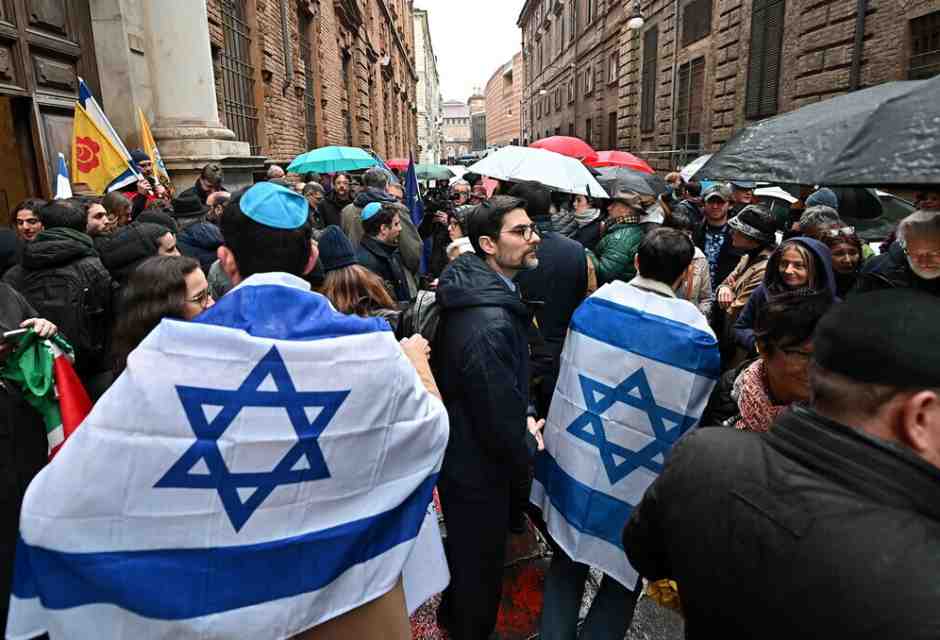 Nella Francia degli assalti antisemiti non si può premiare neanche un Giusto fra le nazioni