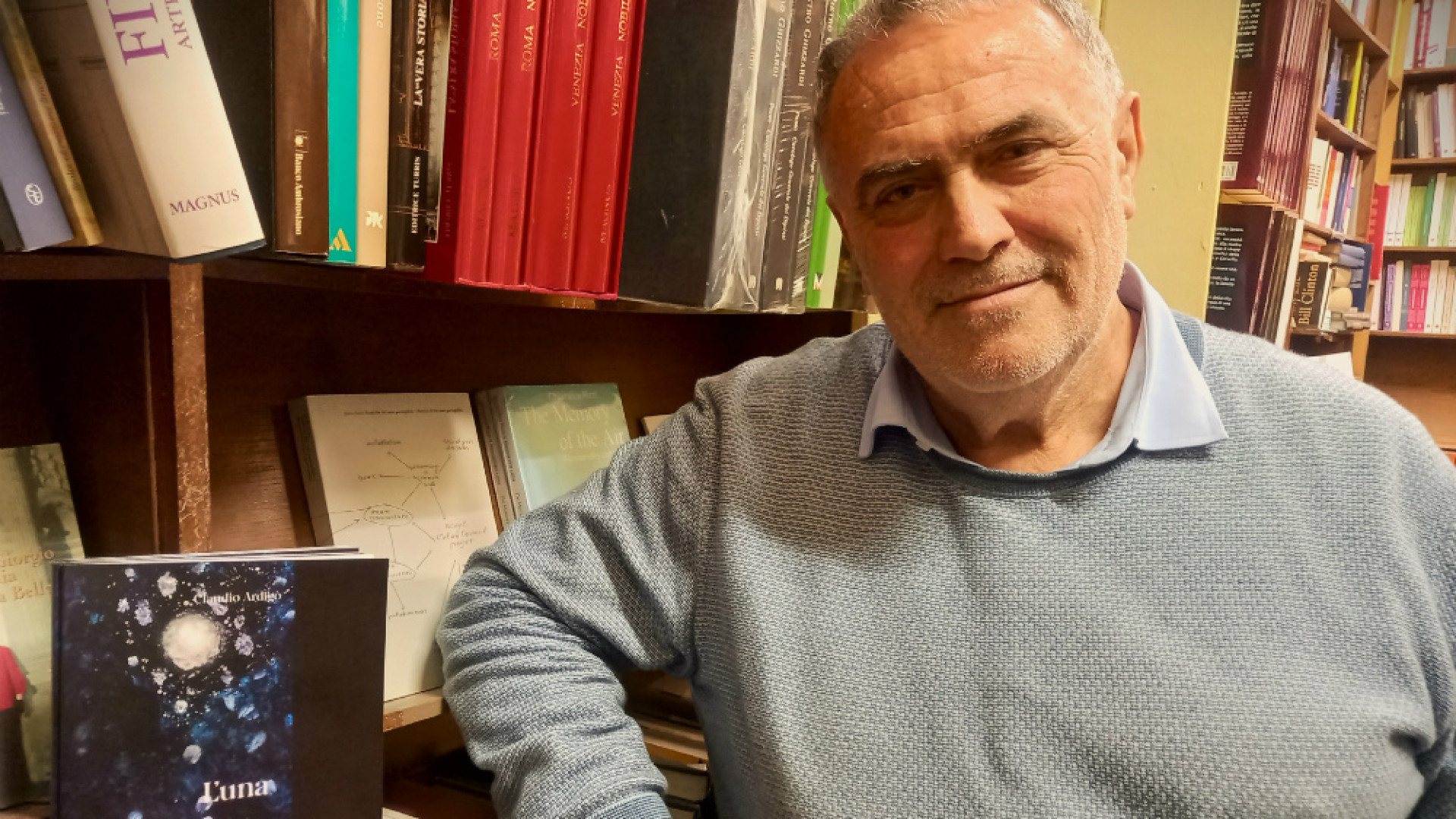 Meravigliose Lune (diurne) in cui specchiarsi