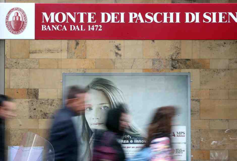 L’assemblea di Mps approva l’Ops su Mediobanca. E i fondi mandano un sms sul futuro