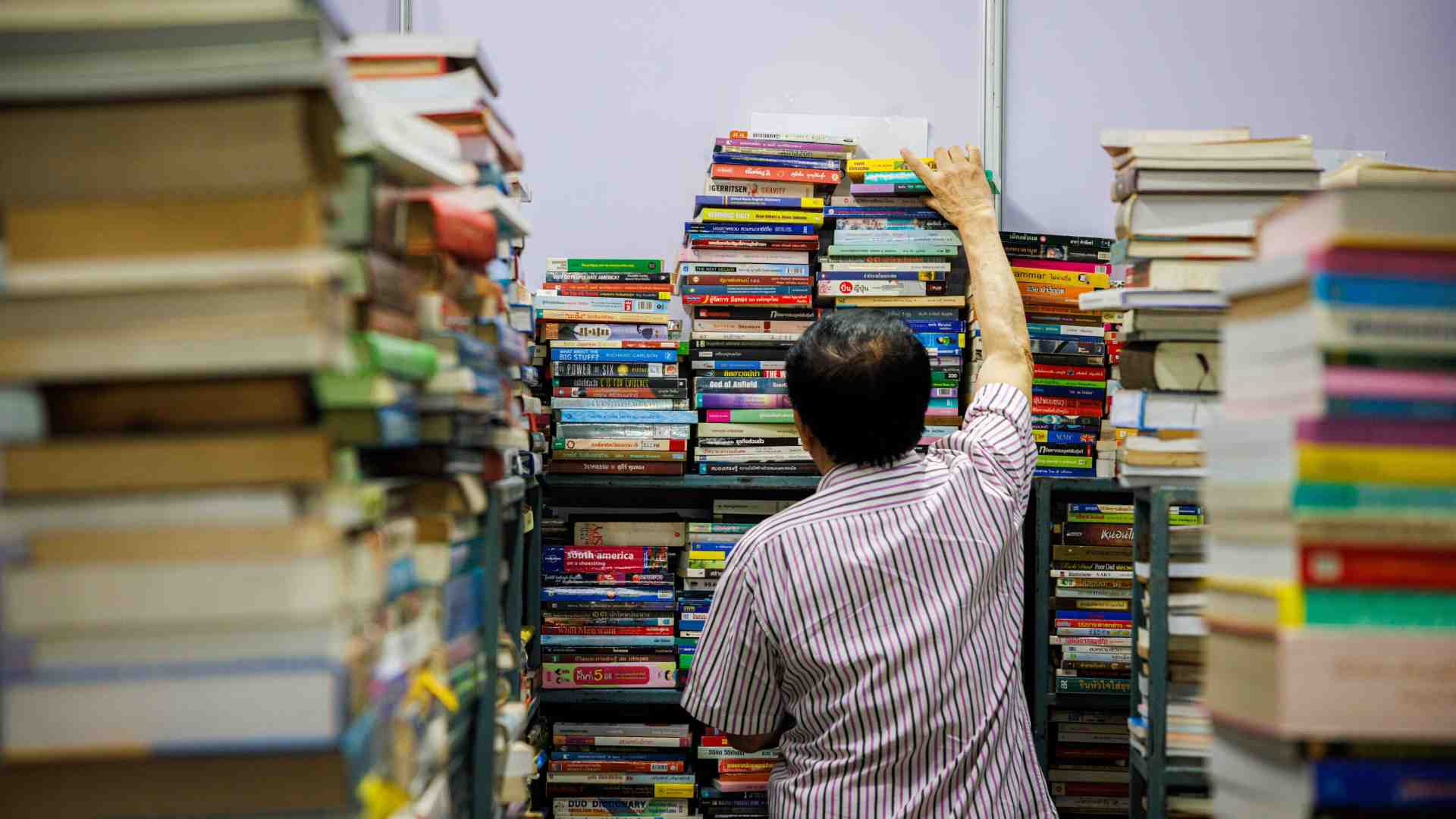 Dai booktoker ci salveranno i libri brutti