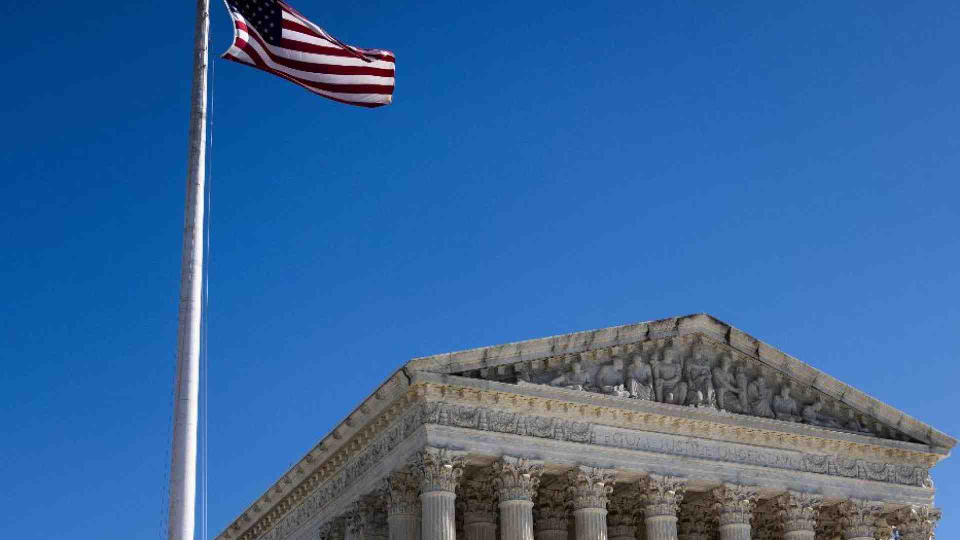 La Corte Suprema ferma Trump: «Sospenda le deportazioni dei venezuelani»