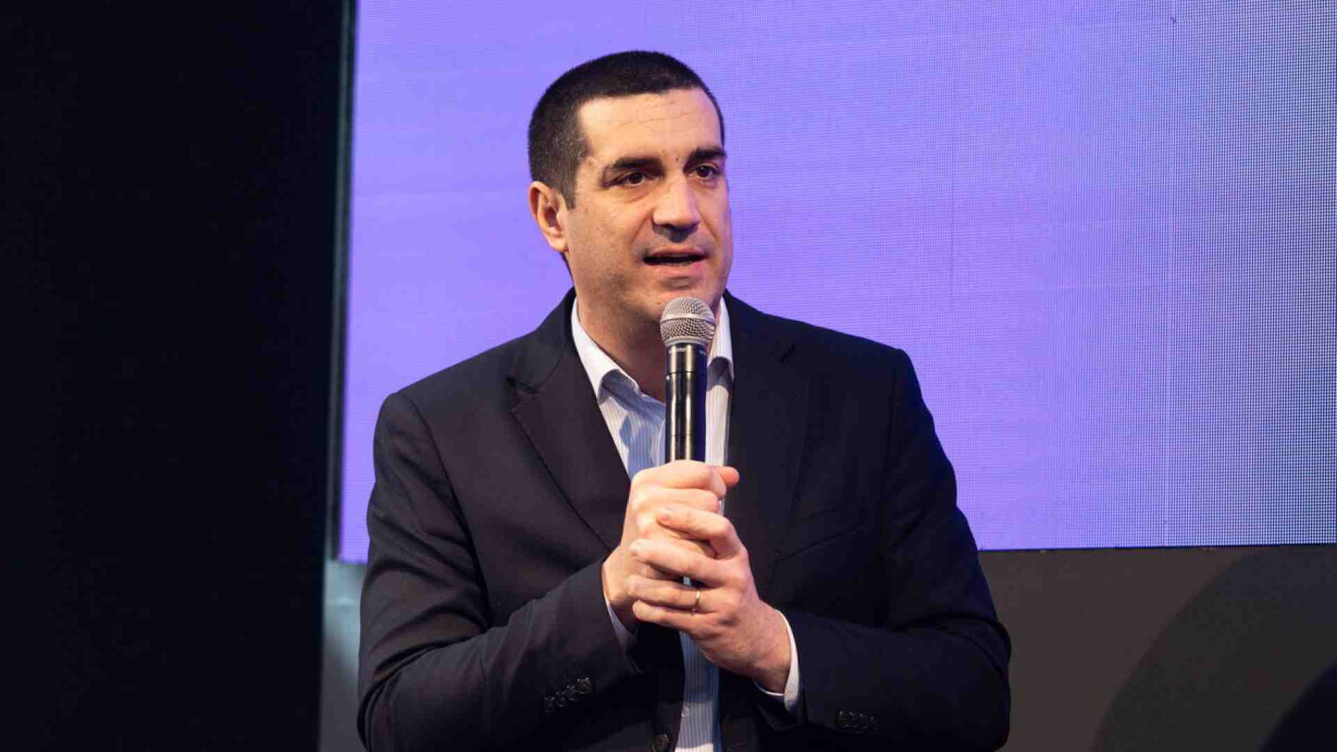 "Meloni confonde amicizie politiche e interesse nazionale”, dice il presidente dell'E-R Michele De Pascale