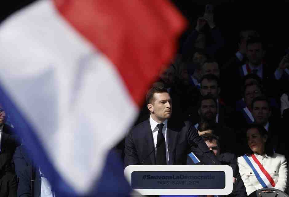 Così Bardella prepara il piano B in caso di ineleggibilità di Le Pen